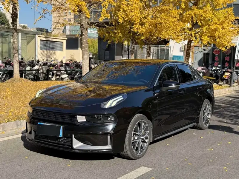 Used Lynk & Co 03 2020 1.5TD DCT Pro version