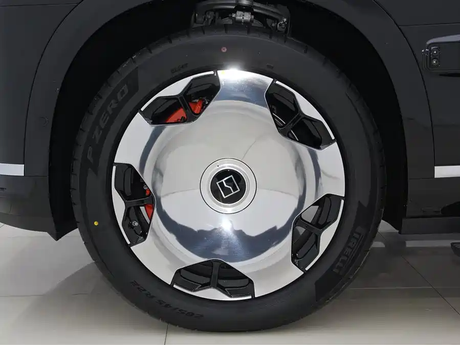 900x675_0_q87_c42_autohomecar__ChtpWGmql_SANw4vAAE0HhYxPLY865.jpg.webp Used Zeekr 9X 2025 Hyper Edition 70kWh