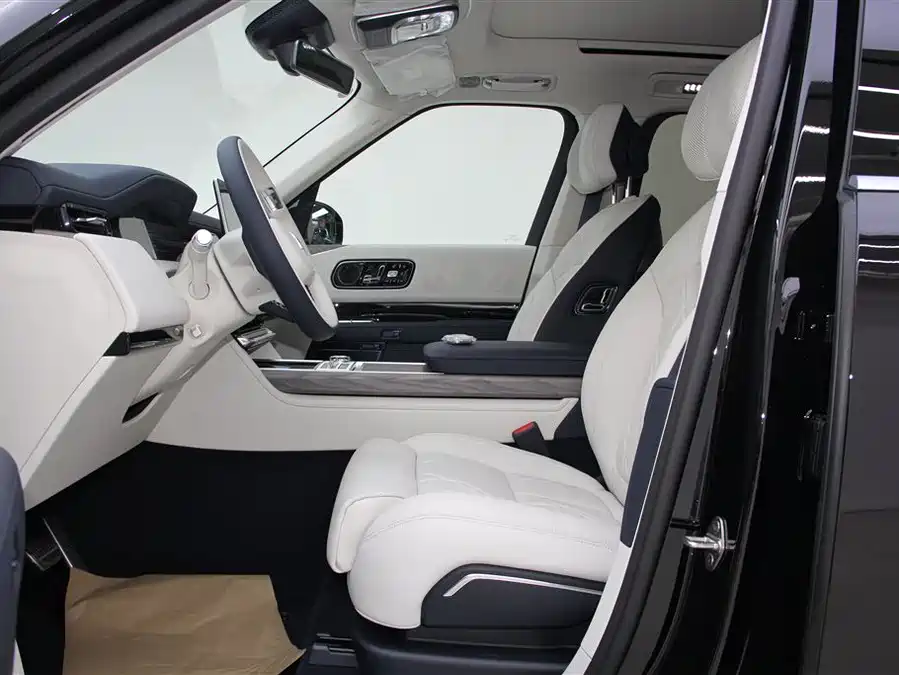 900x675_0_q87_c42_autohomecar__ChtpWGmqmAeAHaJJAAFwMYztZcY159.jpg.webp Used Zeekr 9X 2025 Hyper Edition 70kWh