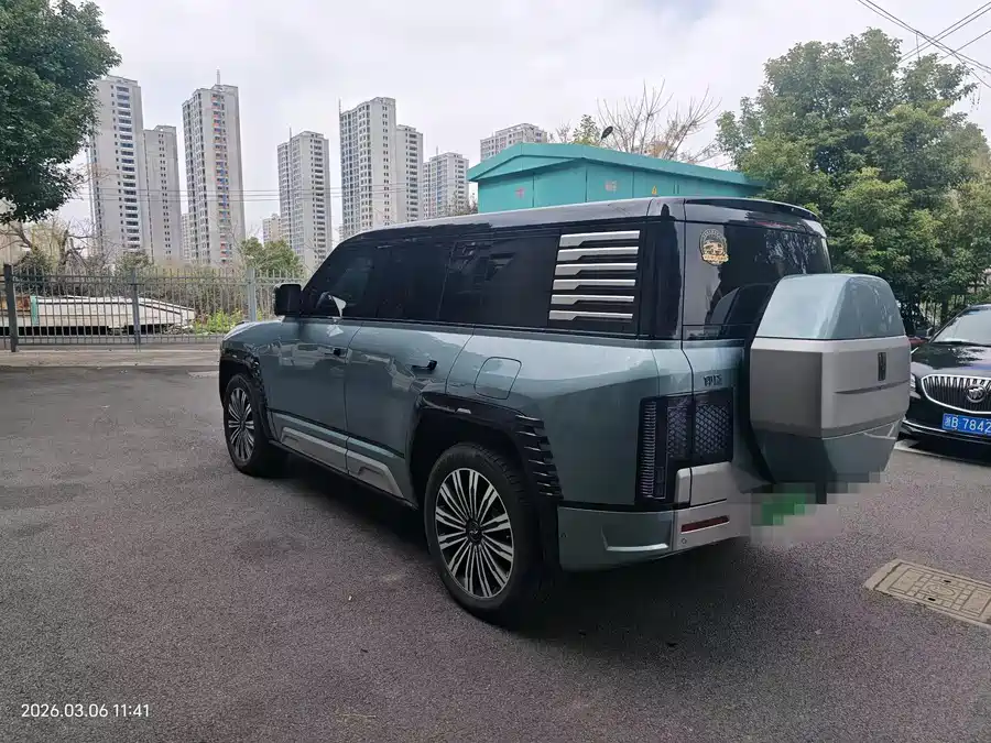 Used BYD Yangwang U8 2024 Off-Road Player Edition