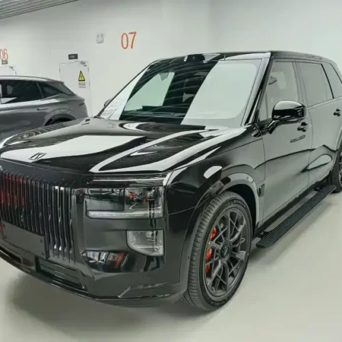 900x675_0_q87_c42_autohomecar__ChtpWGmr03uASxd8AAIeIb-citg224.jpg.webp Used Zeekr 9X 2025 Hyper Edition 70kWh