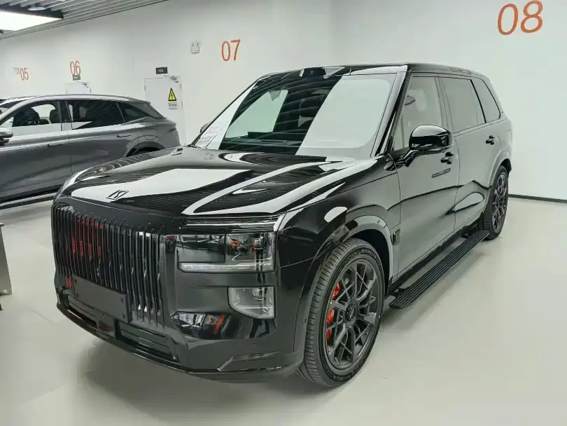 900x675_0_q87_c42_autohomecar__ChtpWGmr03uASxd8AAIeIb-citg224.jpg.webp Used Zeekr 9X 2025 Hyper Edition 70kWh