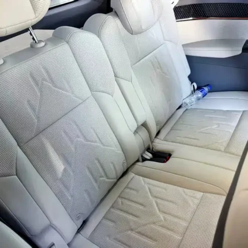 900x675_0_q87_c42_autohomecar__ChtpWGmrtLmAIqwVAAV4tTwJVO0877.jpg.webp Used Zeekr 009 2024 six-seat executive version four-wheel drive 108kWh
