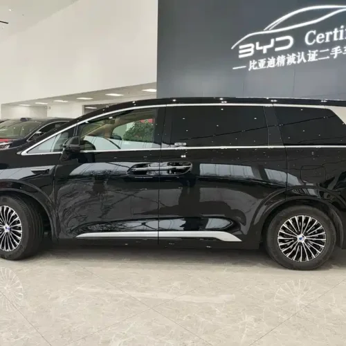 Used Denza D9 2025 DM-i smart driving version 1020 four-wheel drive flagship model