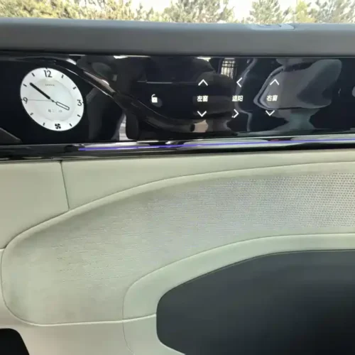 900x675_0_q87_c42_autohomecar__ChtpWGmv1s6ABBWUAAJ5ym0KlNs665.jpg.webp Used Zeekr 009 2024 seven-seat aisle version four-wheel drive 108kWh