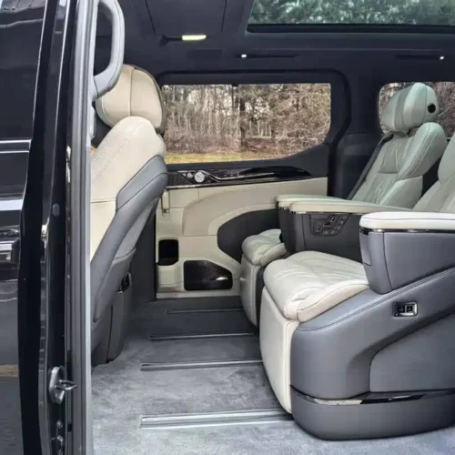 900x675_0_q87_c42_autohomecar__ChtpWGmv1syAZ1IoAANN04r51Yc807.jpg.webp Used Zeekr 009 2024 seven-seat aisle version four-wheel drive 108kWh