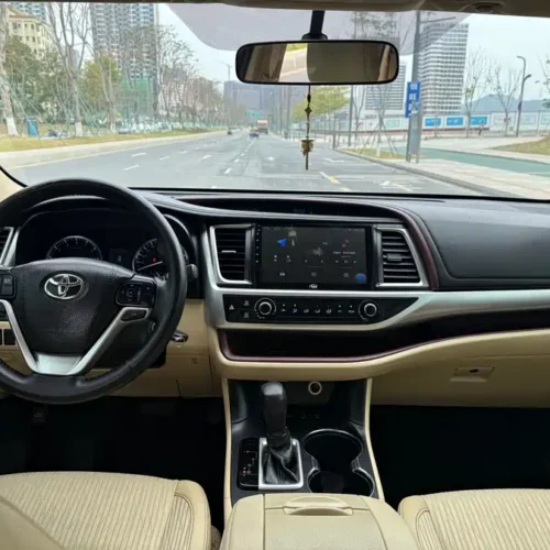 900x675_0_q87_c42_autohomecar__ChtpWGmw50eAImt_AAnIyuTtwnw667.jpg.webp Used Toyota Highlander 2015 2.0T four-wheel drive elite version 7 seats