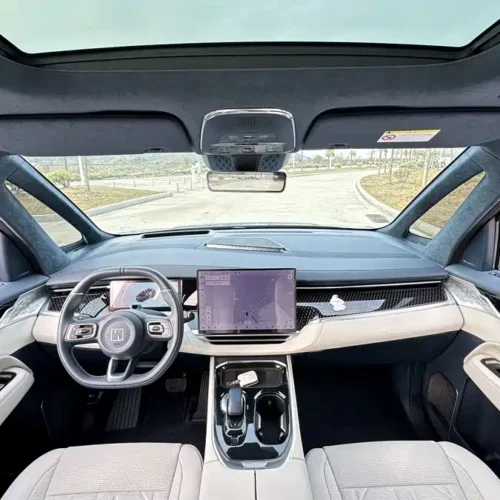 900x675_0_q87_c42_autohomecar__ChtpWGmwxoeAQEtGAAd8anbXPGI639.jpg.webp Used Zeekr 009 2024 six-seat executive version four-wheel drive 108kWh