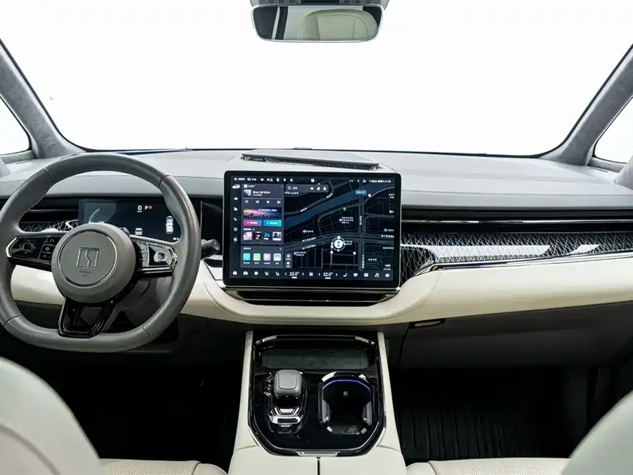 900x675_0_q87_c42_autohomecar__ChtpWGmxEHeAIAjqAAGJ91NYA98329.jpg.webp Used Zeekr 009 2022 WE version