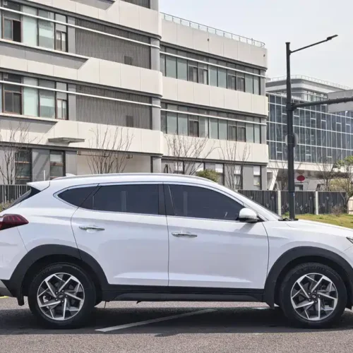 900x675_0_q87_c42_autohomecar__ChtpWGmxEtGAcQ3WAAicOOM2k7s424.jpg.webp Used Hyundai Tucson 2020 280TGDi 2WD GLS Smart Connected Edition National VI