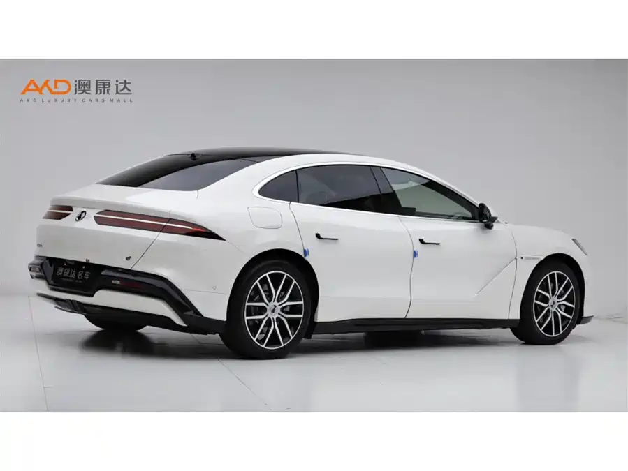 Used Denza Z9 2024 1100km four-wheel drive Max version