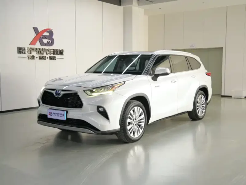 Used Toyota Highlander 2023 2.5L smart electric hybrid dual-engine four-wheel drive luxury version 7 seats