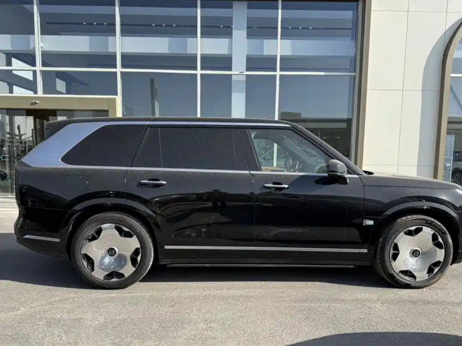 900x675_0_q87_c42_autohomecar__ChtpWGmykaWAHU5PAAIdbRUNQ_g356.jpg.webp Used Zeekr 9X 2025 Ultra Edition 70kWh