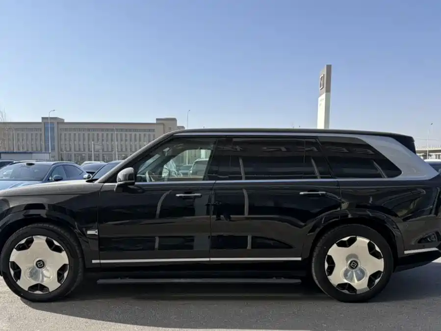900x675_0_q87_c42_autohomecar__ChtpWGmykaaAdUyKAAGG0wKnO-I279.jpg.webp Used Zeekr 9X 2025 Ultra Edition 70kWh
