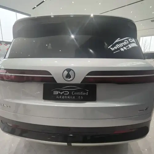 900x675_0_q87_c42_autohomecar__ChtpWGmzuk-AGQ3rAALI9kFCRYU746.jpg.webp Used Denza N9 2025 Honor Model