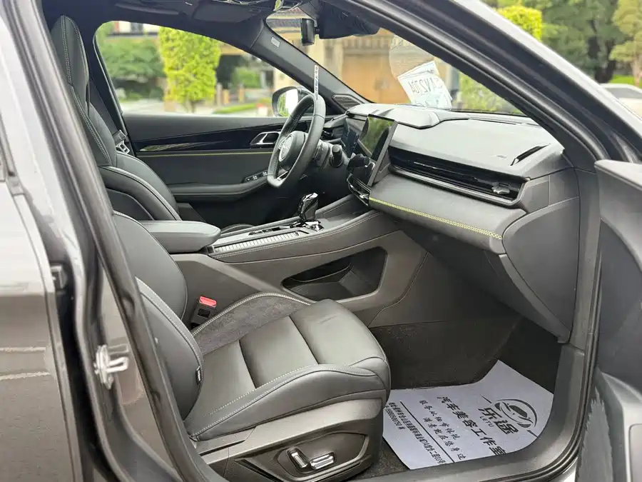 900x675_0_q87_c42_autohomecar__ChxpV2j2Ww-AHoSrAAhBXu_Eun8191.jpg.webp Used Lynk & Co 03 2023 1.5TD DCT Pro