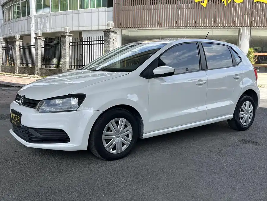 Used Volkswagen Polo 2018 1.5L automatic safe driving model