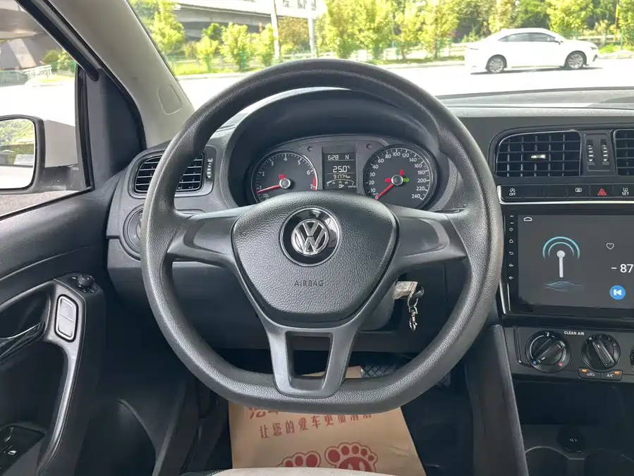 Used Volkswagen Polo 2018 1.5L automatic safe driving model