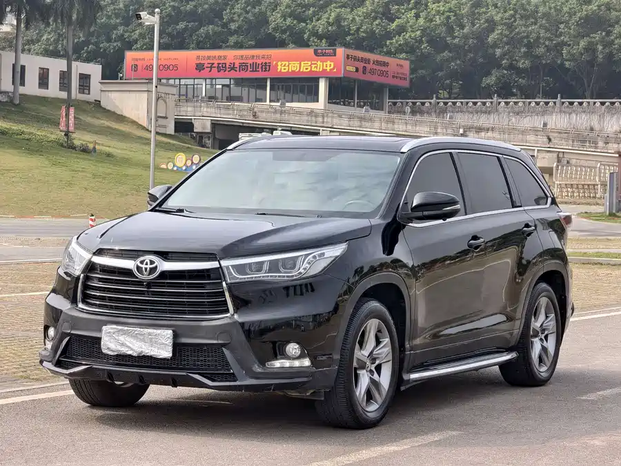 900x675_0_q87_c42_autohomecar__ChxpV2k1DaKATJ-7AAokKdhyY98417.jpg.webp Used Toyota Highlander 2015 2.0T four-wheel drive luxury version 7 seats