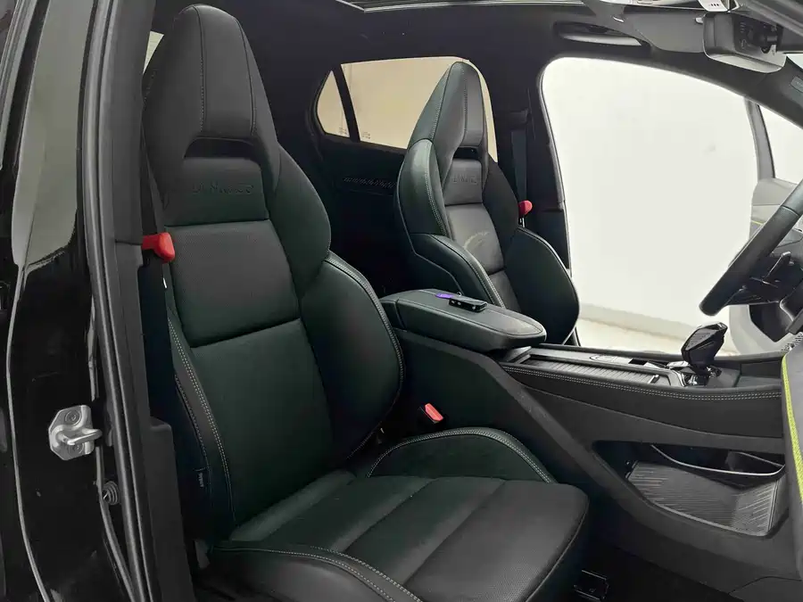 900x675_0_q87_c42_autohomecar__ChxpV2kfzsGABiaGAAfB_ukw2Vo351.jpg.webp Used Lynk & Co 03 2023 1.5TD DCT Pro