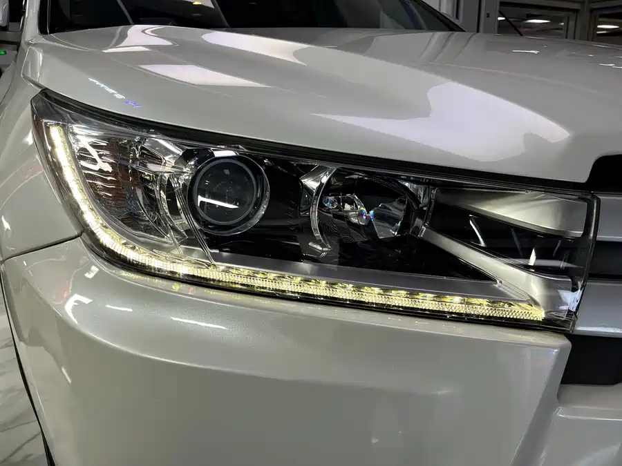 Used Toyota Highlander 2018 2.0T four-wheel drive luxury version