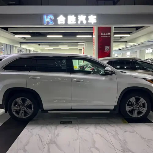 Used Toyota Highlander 2018 2.0T four-wheel drive luxury version