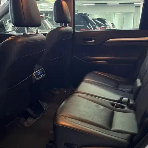 Used Toyota Highlander 2018 2.0T four-wheel drive luxury version