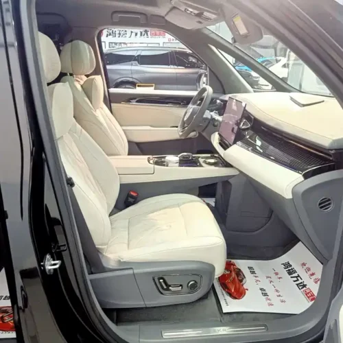 900x675_0_q87_c42_autohomecar__ChxpV2kgIdiAGgVxAAkoFkeg00I572.jpg.webp Used Zeekr 009 2024 six-seat executive version four-wheel drive 108kWh