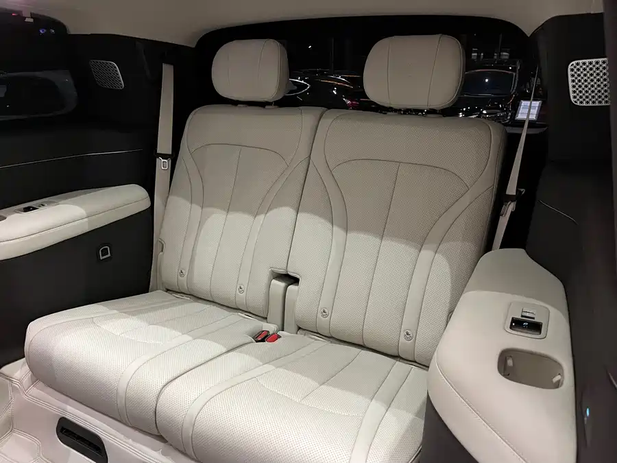 900x675_0_q87_c42_autohomecar__ChxpV2kxjxmAKgxLAAnKb-W2X6A944.jpg.webp Used Denza N9 2025 Honor Model