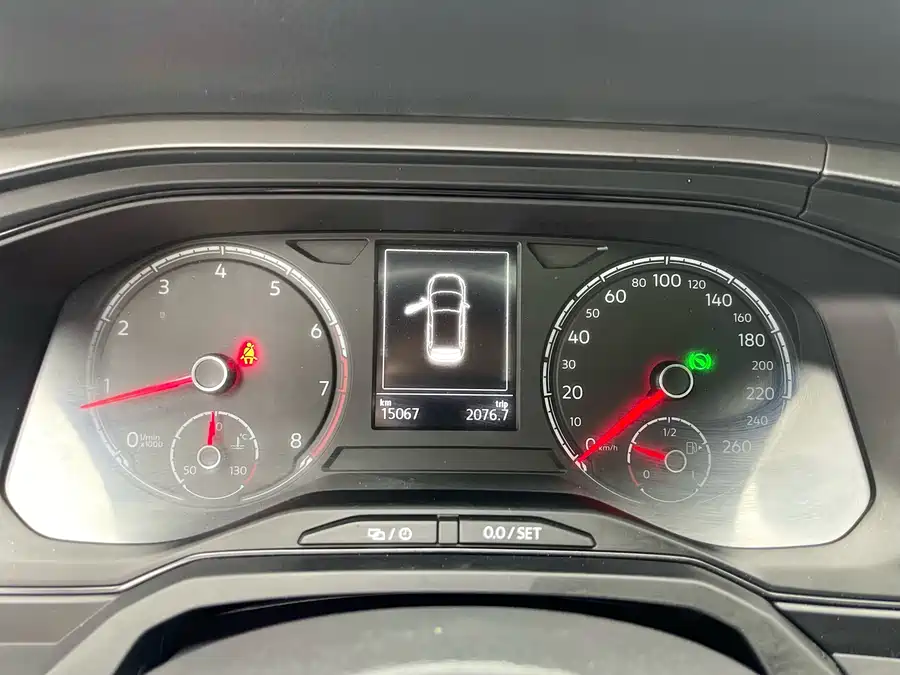 900x675_0_q87_c42_autohomecar__ChxpV2l1bqGAfYBOAAd8RxQ2wtY925.jpg.webp Used Volkswagen Polo 2021 Plus 1.5L Automatic Panoramic Enjoyment Edition