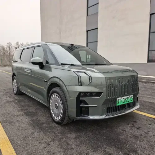 900x675_0_q87_c42_autohomecar__ChxpV2l6-O2AO9CuAAkVeMSpyYA799.jpg.webp Used Zeekr 009 2024 seven-seater aisle version 108kWh
