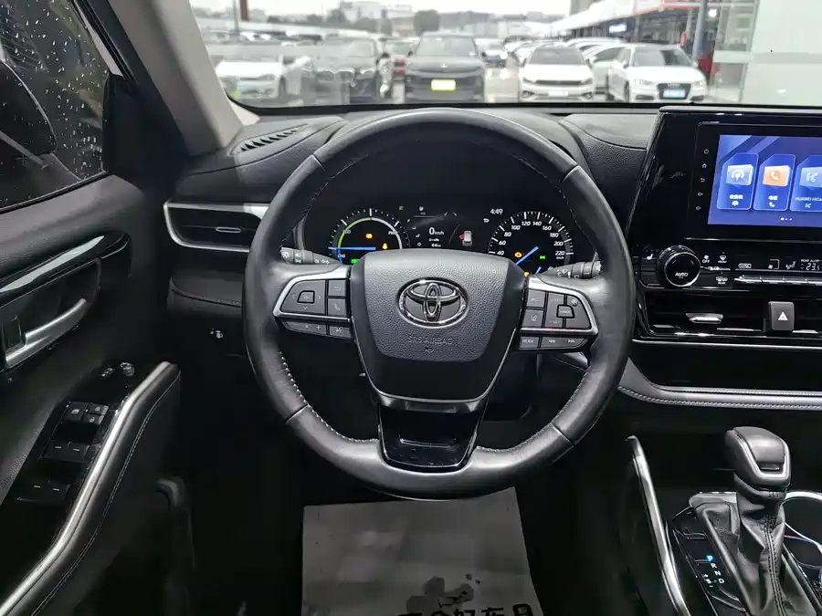 900x675_0_q87_c42_autohomecar__ChxpV2l7LoGAGpo9AAUJLGx55cQ893.jpg.webp Used Toyota Highlander 2023 2.5L smart electric hybrid dual-engine four-wheel drive luxury version 7 seats