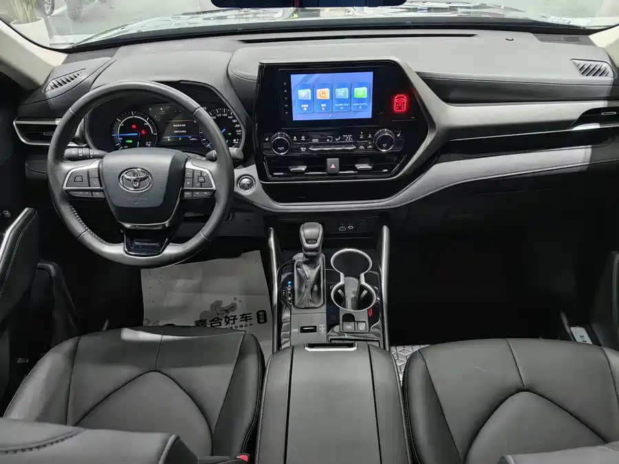 900x675_0_q87_c42_autohomecar__ChxpV2l7LoOAR_PoAAVGnMwXBA8980.jpg.webp Used Toyota Highlander 2023 2.5L smart electric hybrid dual-engine four-wheel drive luxury version 7 seats