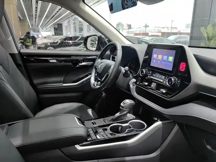 900x675_0_q87_c42_autohomecar__ChxpV2l7LoSAAT-BAAUkunw-2sg705.jpg.webp Used Toyota Highlander 2023 2.5L smart electric hybrid dual-engine four-wheel drive luxury version 7 seats