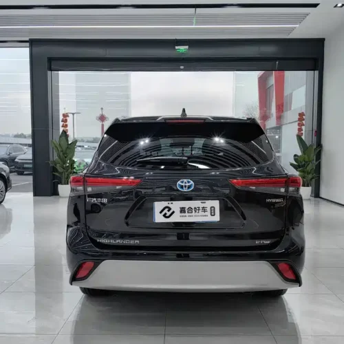 900x675_0_q87_c42_autohomecar__ChxpV2l7LoiAOpz5AAVSAikTnTI446.jpg.webp Used Toyota Highlander 2023 2.5L smart electric hybrid dual-engine four-wheel drive luxury version 7 seats