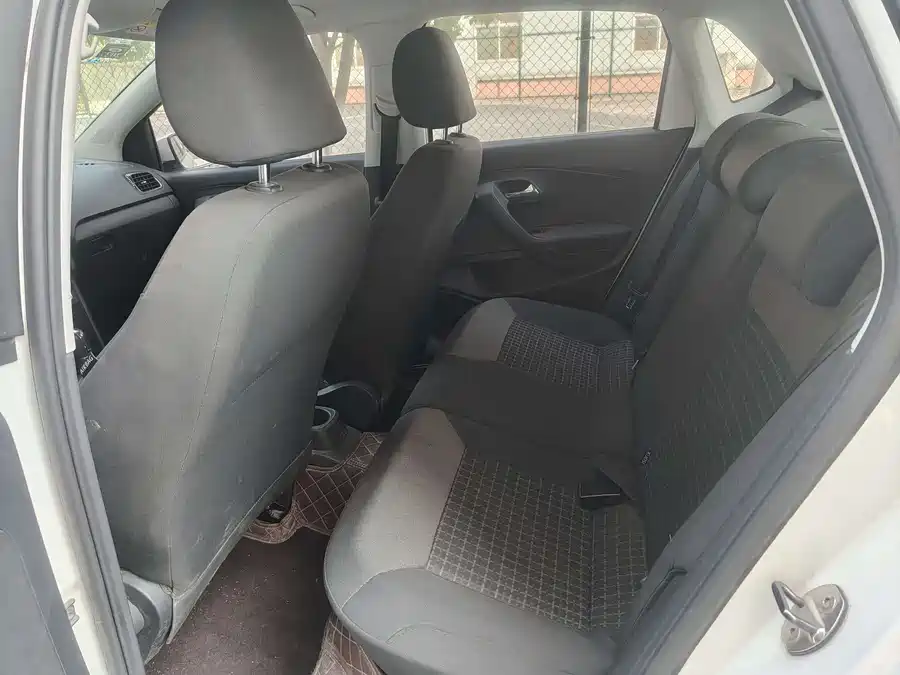 Used Volkswagen Polo 2018 1.5L automatic safe driving model