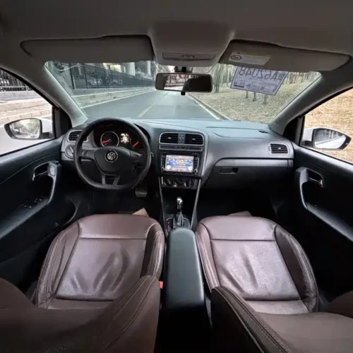 900x675_0_q87_c42_autohomecar__ChxpV2l8zLKAU_c-AAVswGTC64Q931.jpg.webp Used Volkswagen Polo 2014 1.6L automatic comfort version