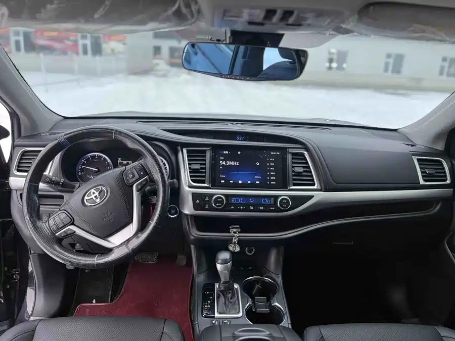 Used Toyota Highlander 2018 2.0T four-wheel drive premium version