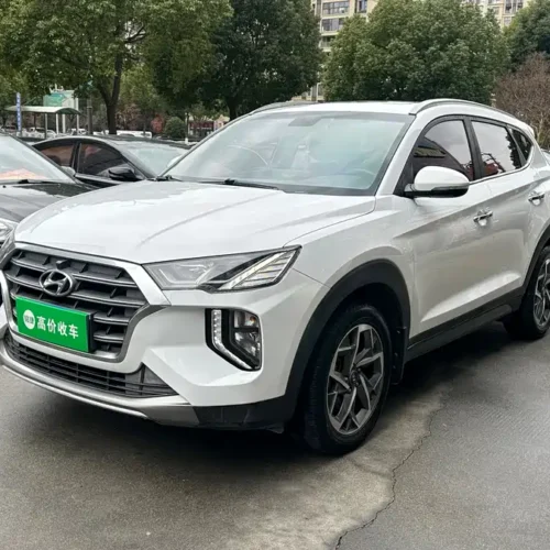 900x675_0_q87_c42_autohomecar__ChxpV2lI3W6AJ5DpAAzdOEwyRMc028.jpg.webp Used Hyundai Tucson 2020 280TGDi dual-clutch two-wheel drive intelligent version National V