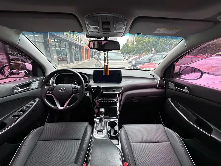 900x675_0_q87_c42_autohomecar__ChxpV2lI3XeAROpNAAuUL4EGVTw861.jpg.webp Used Hyundai Tucson 2020 280TGDi dual-clutch two-wheel drive intelligent version National V