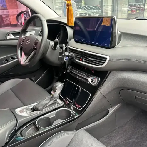 900x675_0_q87_c42_autohomecar__ChxpV2lI3XqAdFzfAAwtL17a8mQ914.jpg.webp Used Hyundai Tucson 2020 280TGDi dual-clutch two-wheel drive intelligent version National V