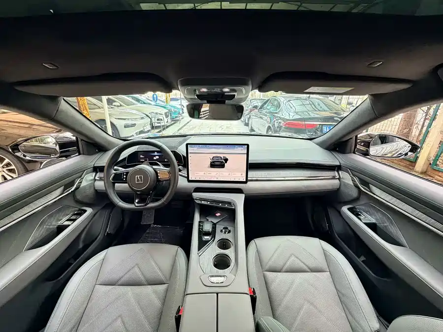 900x675_0_q87_c42_autohomecar__ChxpV2lQuS6AQyZDAAQL35nl_Zg514.jpg.webp Used Zeekr 001 2023 WE version 100kWh