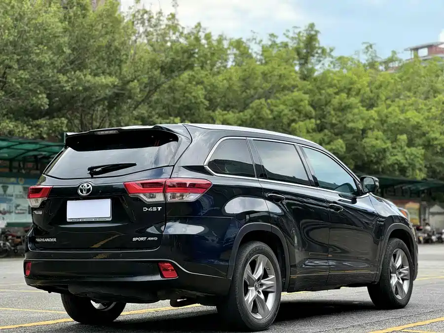 900x675_0_q87_c42_autohomecar__ChxpV2lRe_GAF3SbAAZ0IB_F1Q0545.jpg.webp Used Toyota Highlander 2018 2.0T four-wheel drive premium version