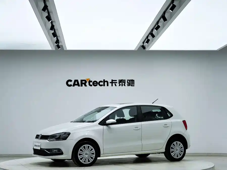 Used Volkswagen Polo 2016 1.6L automatic comfort model