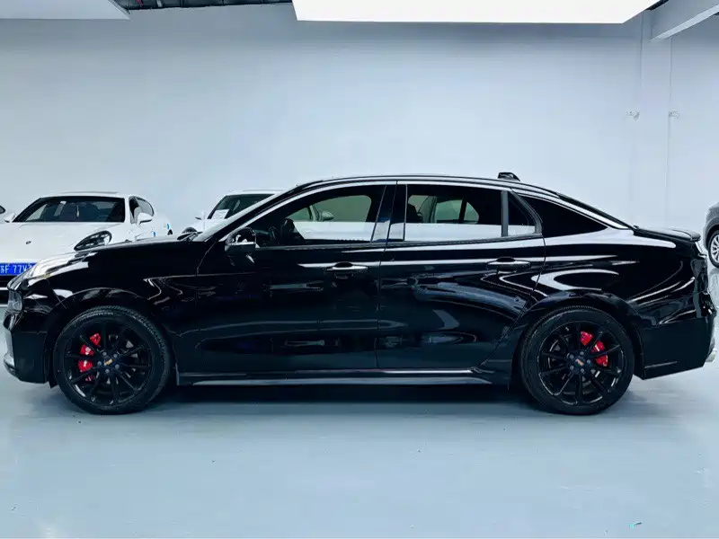 900x675_0_q87_c42_autohomecar__ChxpV2lWNS2AOCvUAAHuAUiwseE089.jpg.webp Used Lynk & Co 03 2021 1.5TD DCT Plus