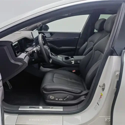900x675_0_q87_c42_autohomecar__ChxpV2lg146Aciu2AAF2dC4G95U223.jpg.webp Used Denza Z9 2024 1100km four-wheel drive Max version