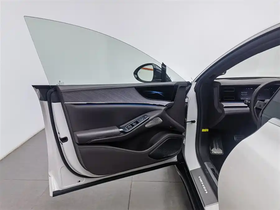 900x675_0_q87_c42_autohomecar__ChxpV2lg14yAUor-AAE7TE507bk323.jpg.webp Used Denza Z9 2024 1100km four-wheel drive Max version