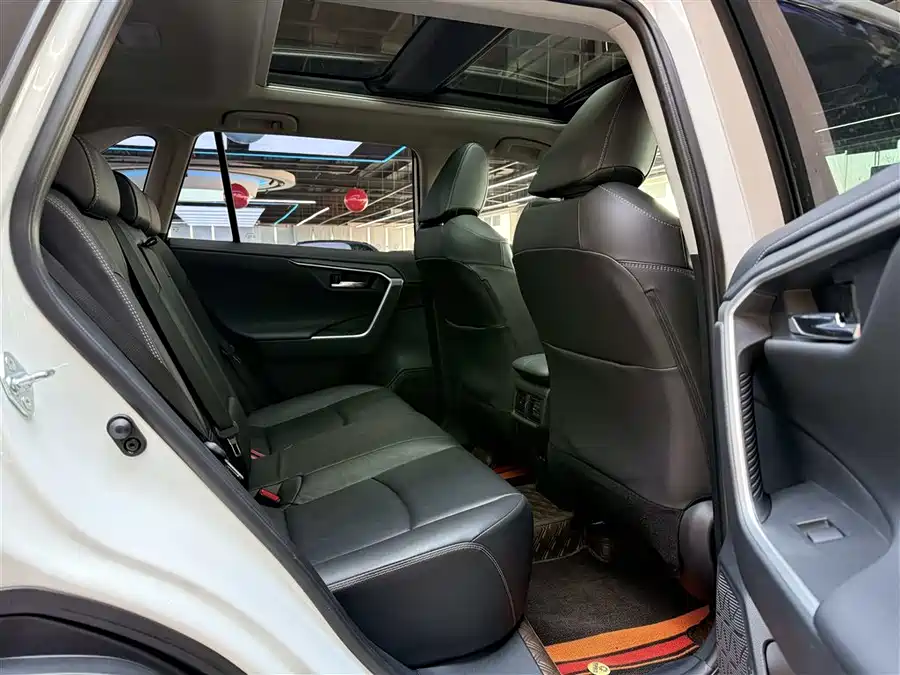 Used Toyota RAV4 Rongfang 2023 2.0L CVT two-wheel drive fashion Plus version