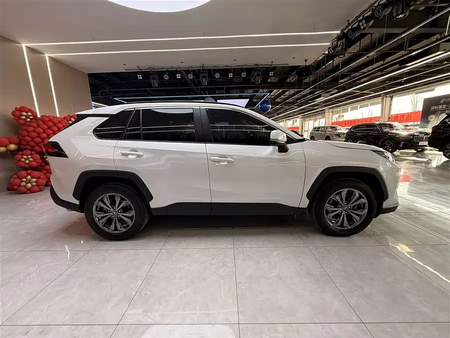 Used Toyota RAV4 Rongfang 2023 2.0L CVT two-wheel drive fashion Plus version