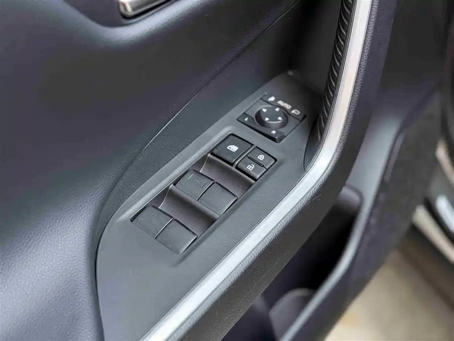 Used Toyota RAV4 Rongfang 2023 2.0L CVT two-wheel drive fashion Plus version
